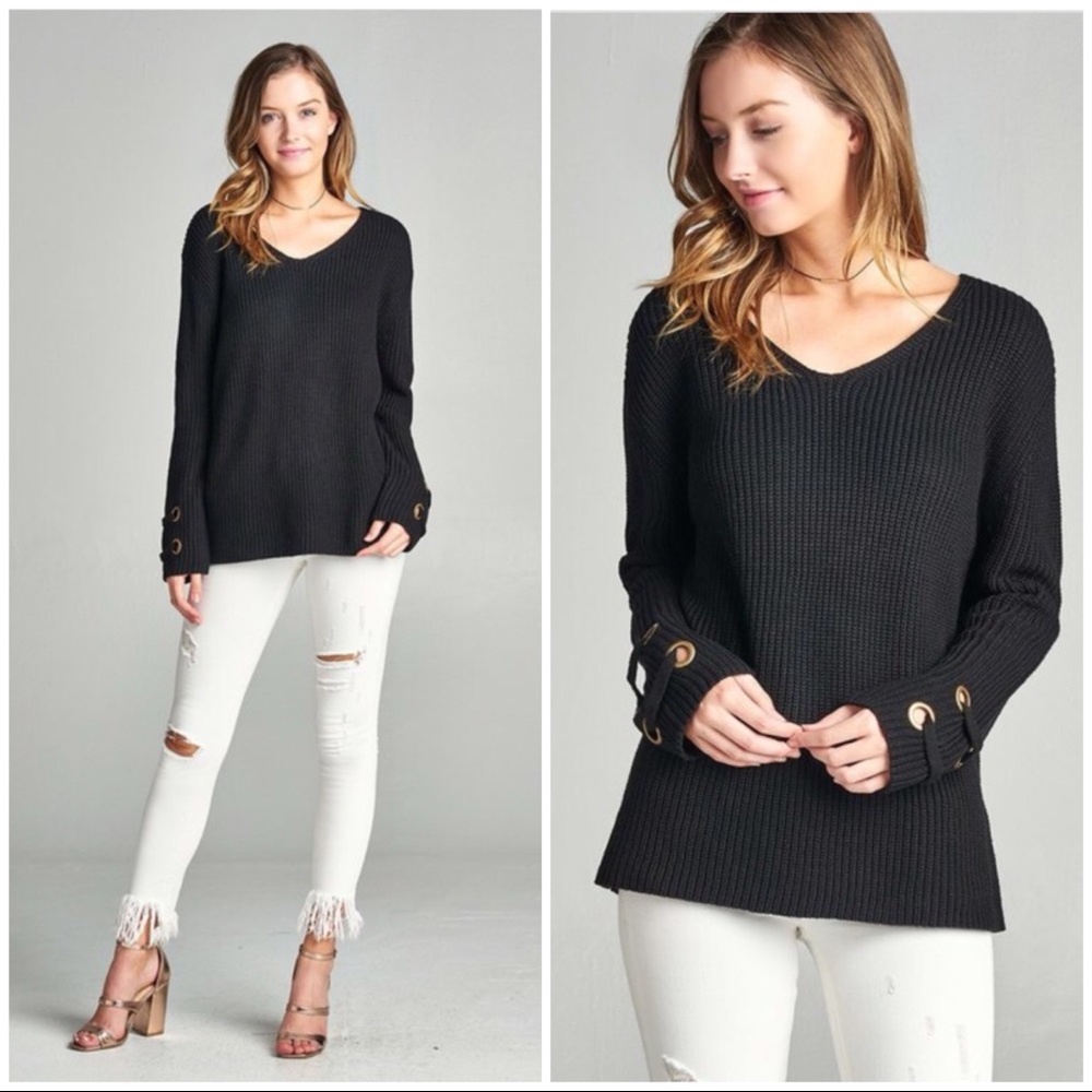CLEARANCE ‼️BLACK LACE-UP SLEEVE DETAIL - Sweater - Picture 1 of 2